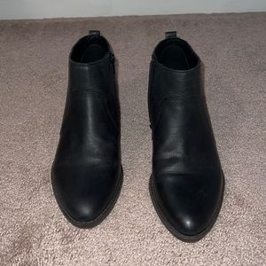 Lucky Brand black leather booties